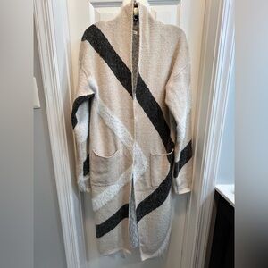 Baciano Women's Cream and Black Long Cardigan Size L